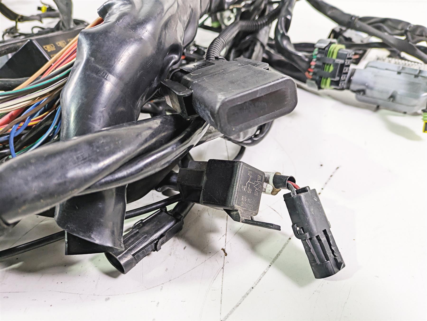 2007 Harley Touring FLHTCU SE CVO E-Glide Main Wiring Harness Loom 70992-07 {{ shop.shopifyCountryName }} - Mototech271