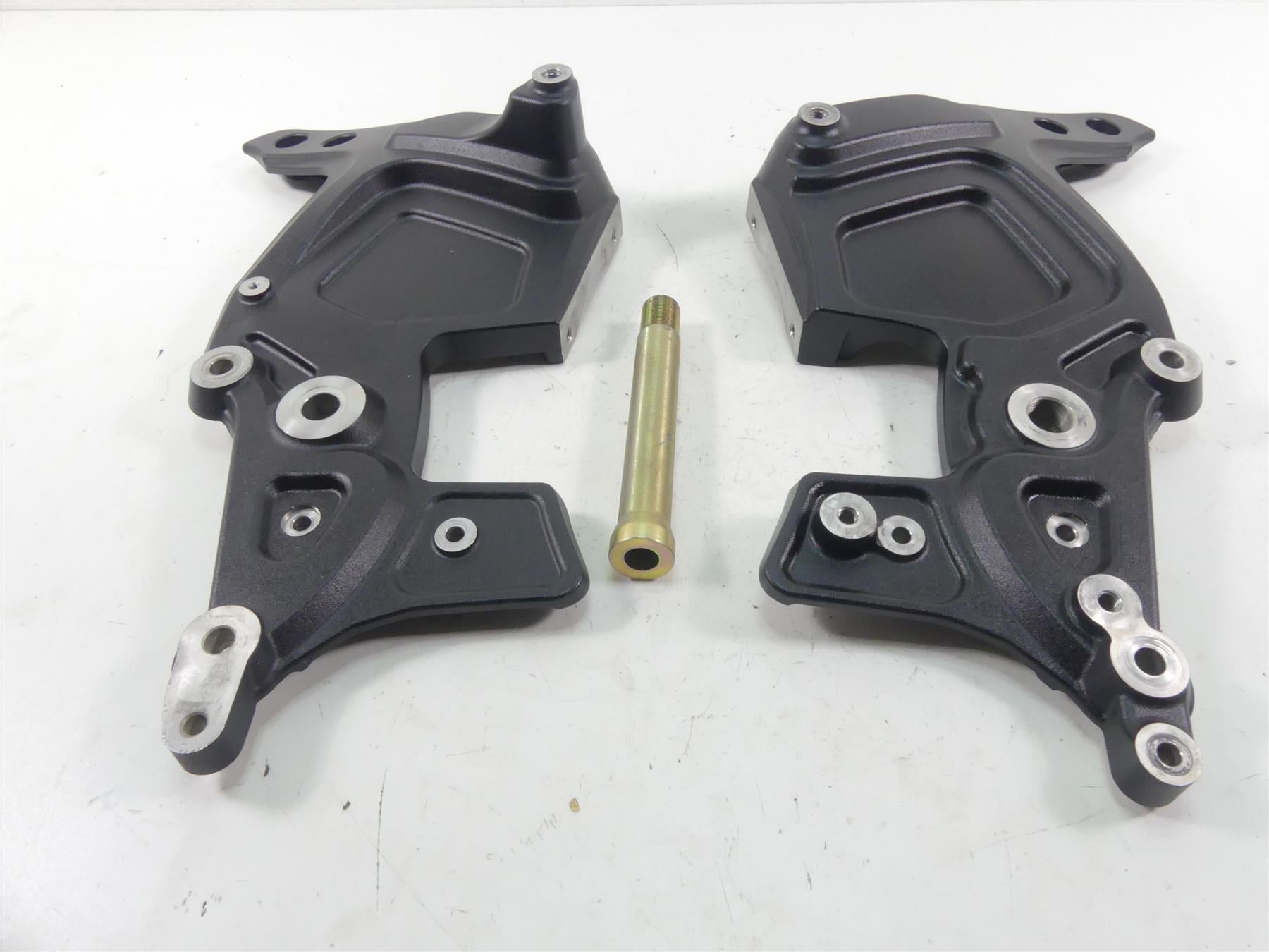 2016 Indian Scout Sixty Mid Frame Chassis Side Wall Mount Set 5139625 5139624 | Mototech271