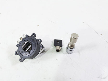 2008 Harley FLSTC 105TH Softail Heritage Ignition Switch Key Lock Set 71450-04 {{ shop.shopifyCountryName }} - Mototech271