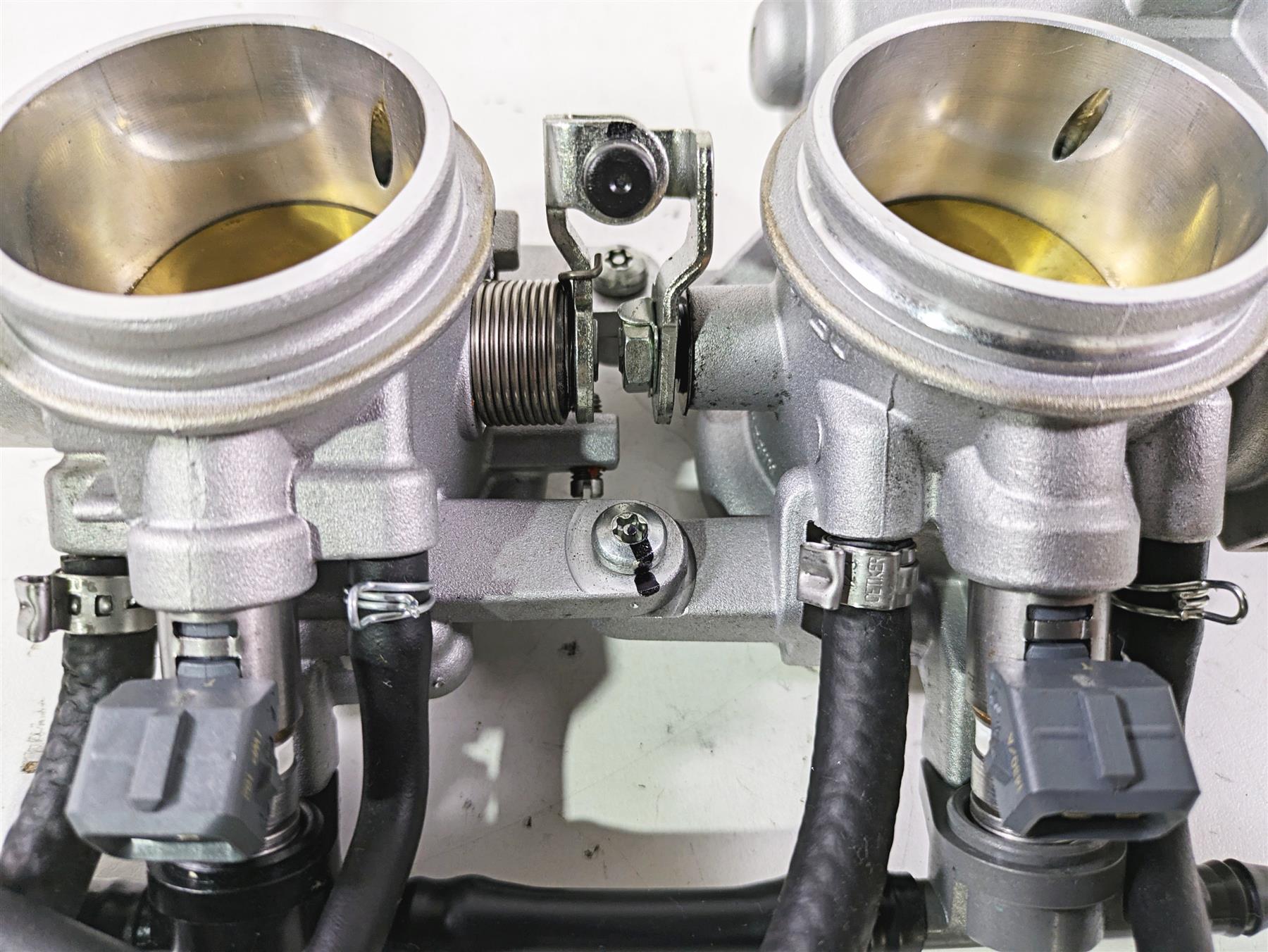 2021 Aprilia RS660 Magneti Marelli Throttle Body Fuel Injection 1A019430 {{ shop.shopifyCountryName }} - Mototech271