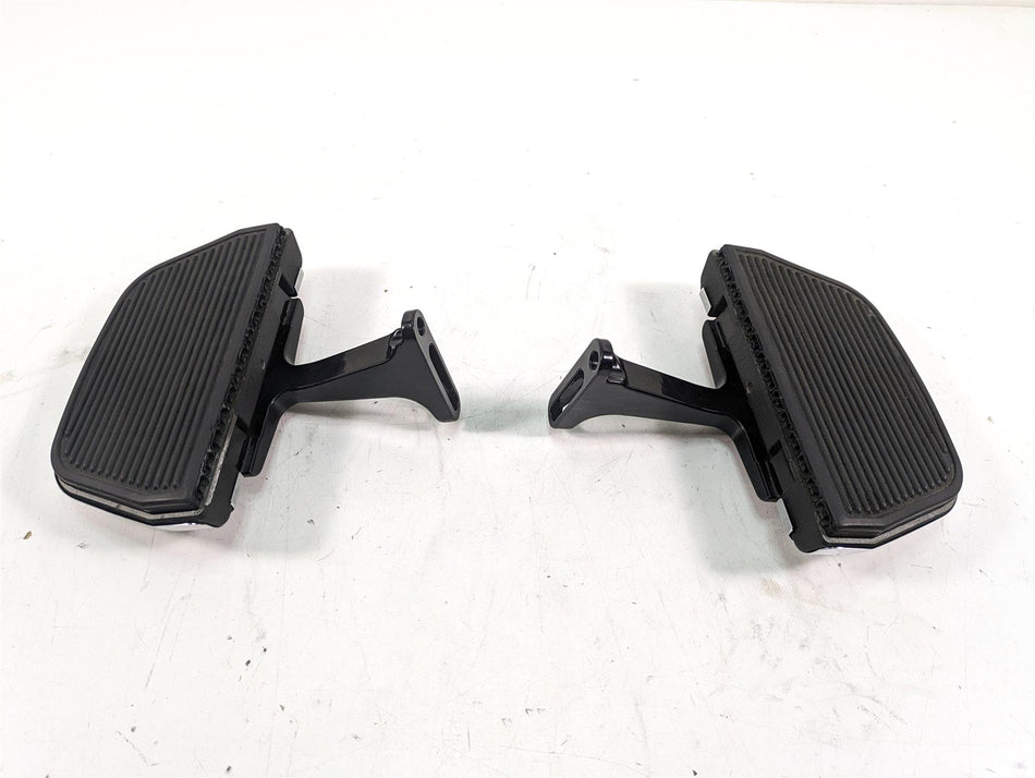2014 Harley Touring FLHTK Electra Glide Rear Passenger Floor Board Set 52719-10 {{ shop.shopifyCountryName }} - Mototech271