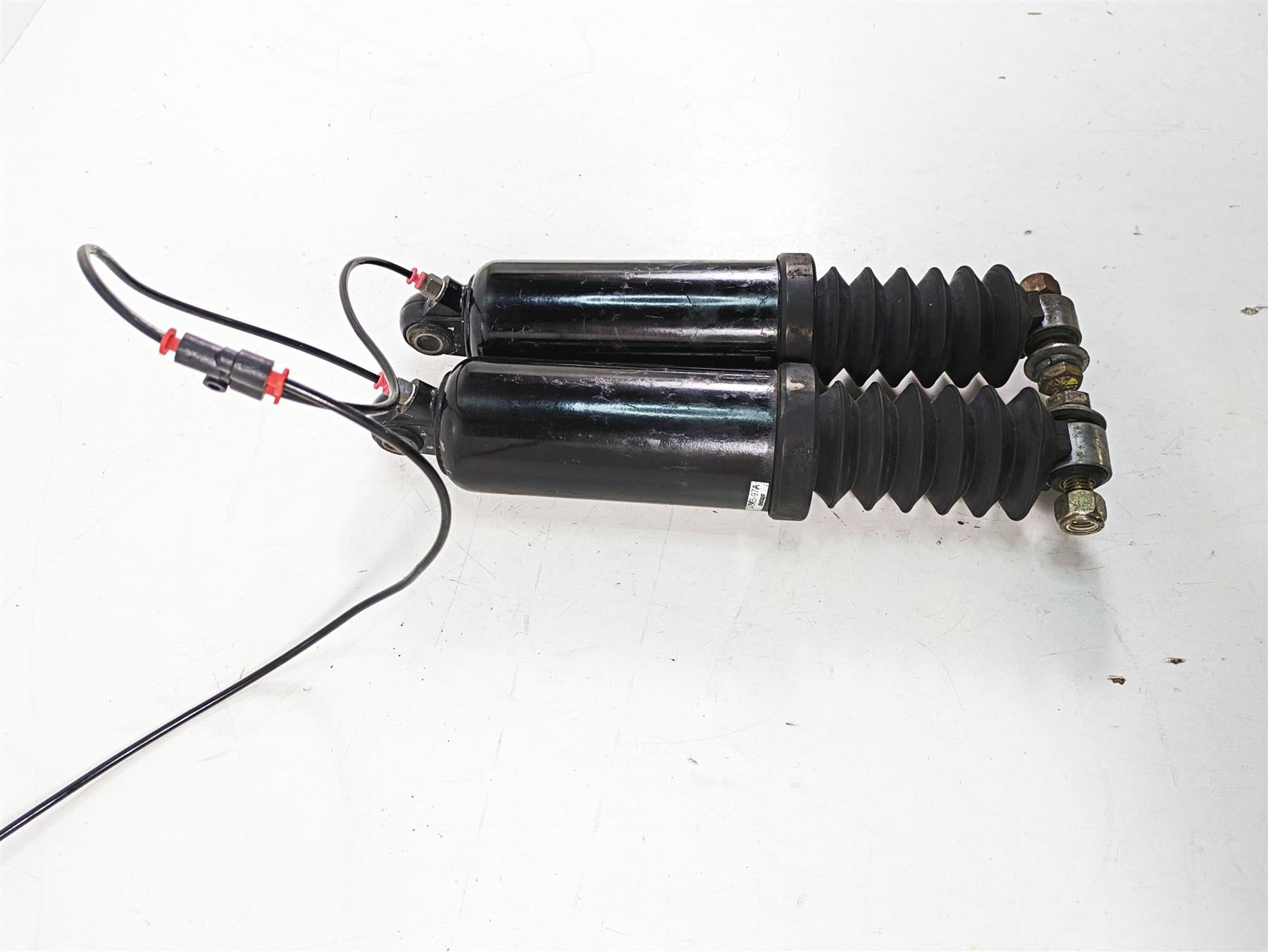 1999 Harley Touring FLHTC Electra Glide Rear 13" Shocks Dampers -Read 54565-97A {{ shop.shopifyCountryName }} - Mototech271