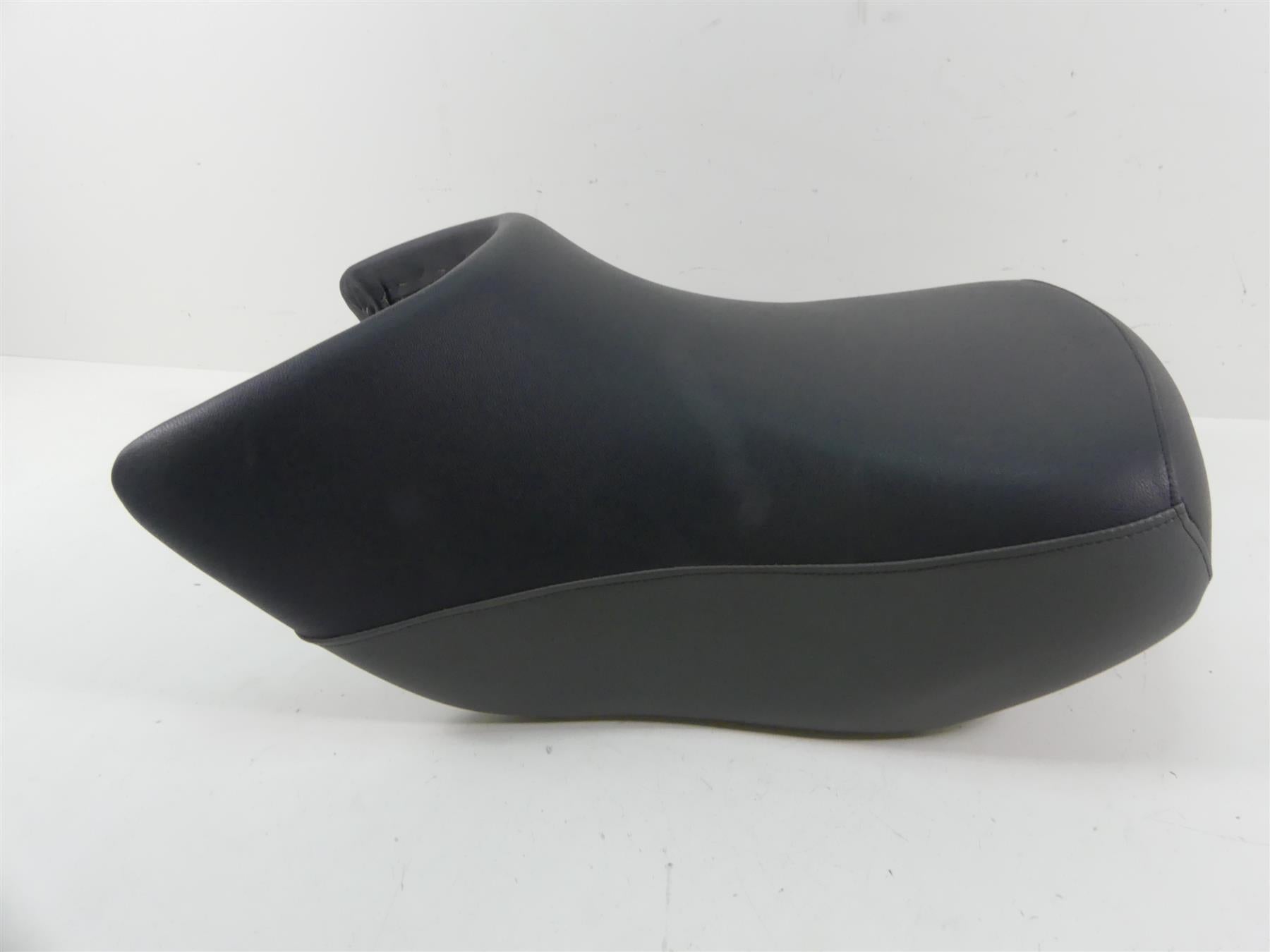 2013 BMW R1200GS K255 Adventure Unheated Front Rider Seat Saddle 52537667725 {{ shop.shopifyCountryName }} - Mototech271