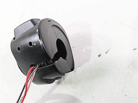 2018 Harley FXBR Softail Breakout Left Hand Blinker Control Switch 71500292 {{ shop.shopifyCountryName }} - Mototech271