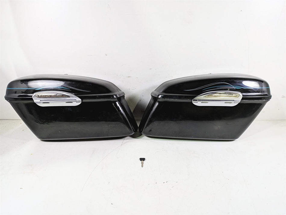 2004 Yamaha XVZ1300 Royal Star Left Right Saddlebag Set 4XY-Y2843-1C-P0 {{ shop.shopifyCountryName }} - Mototech271