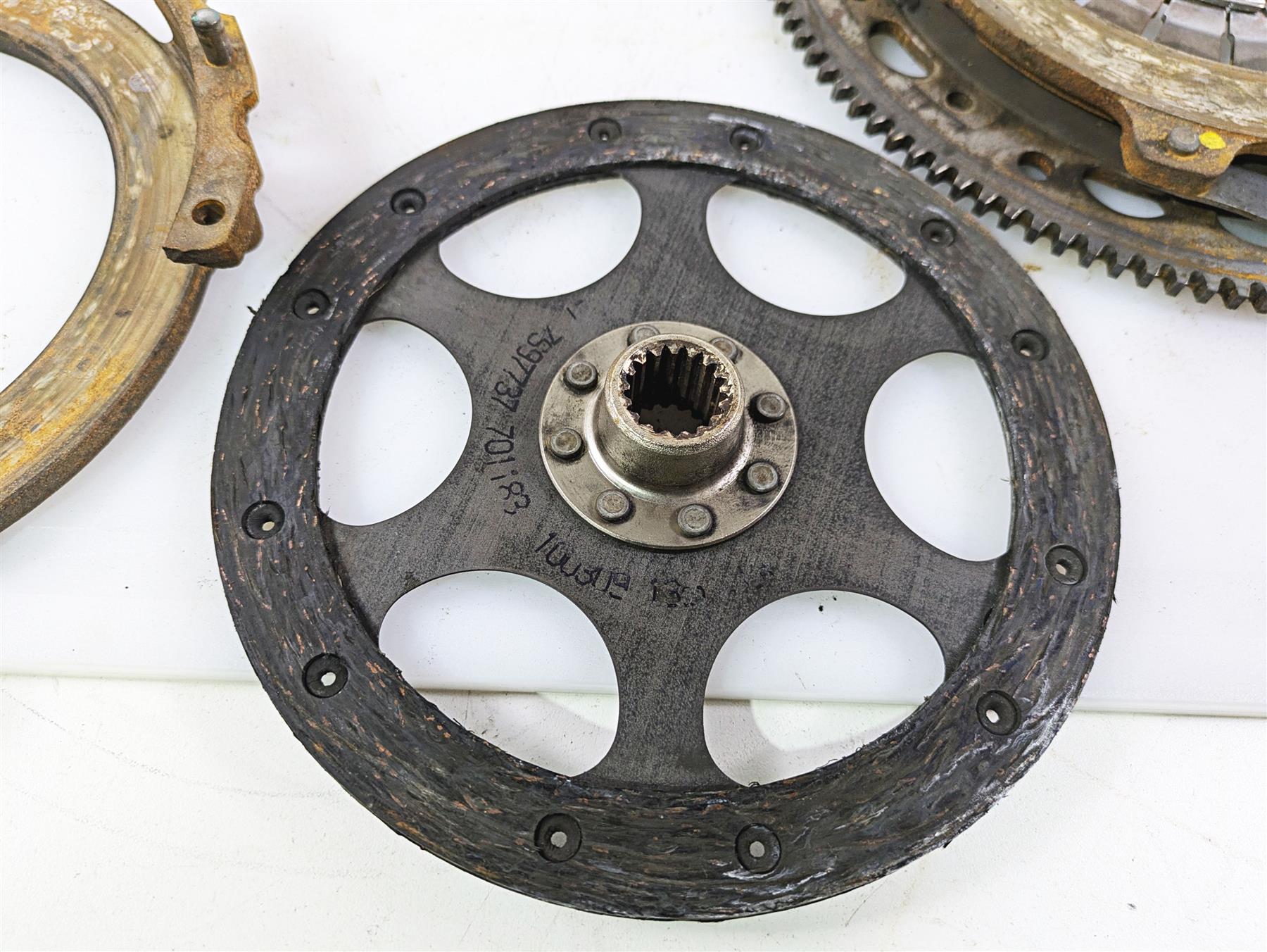 2009 BMW R1200RT K26 Clutch Pressure Plate Friction Disc Set 21217697737 {{ shop.shopifyCountryName }} - Mototech271