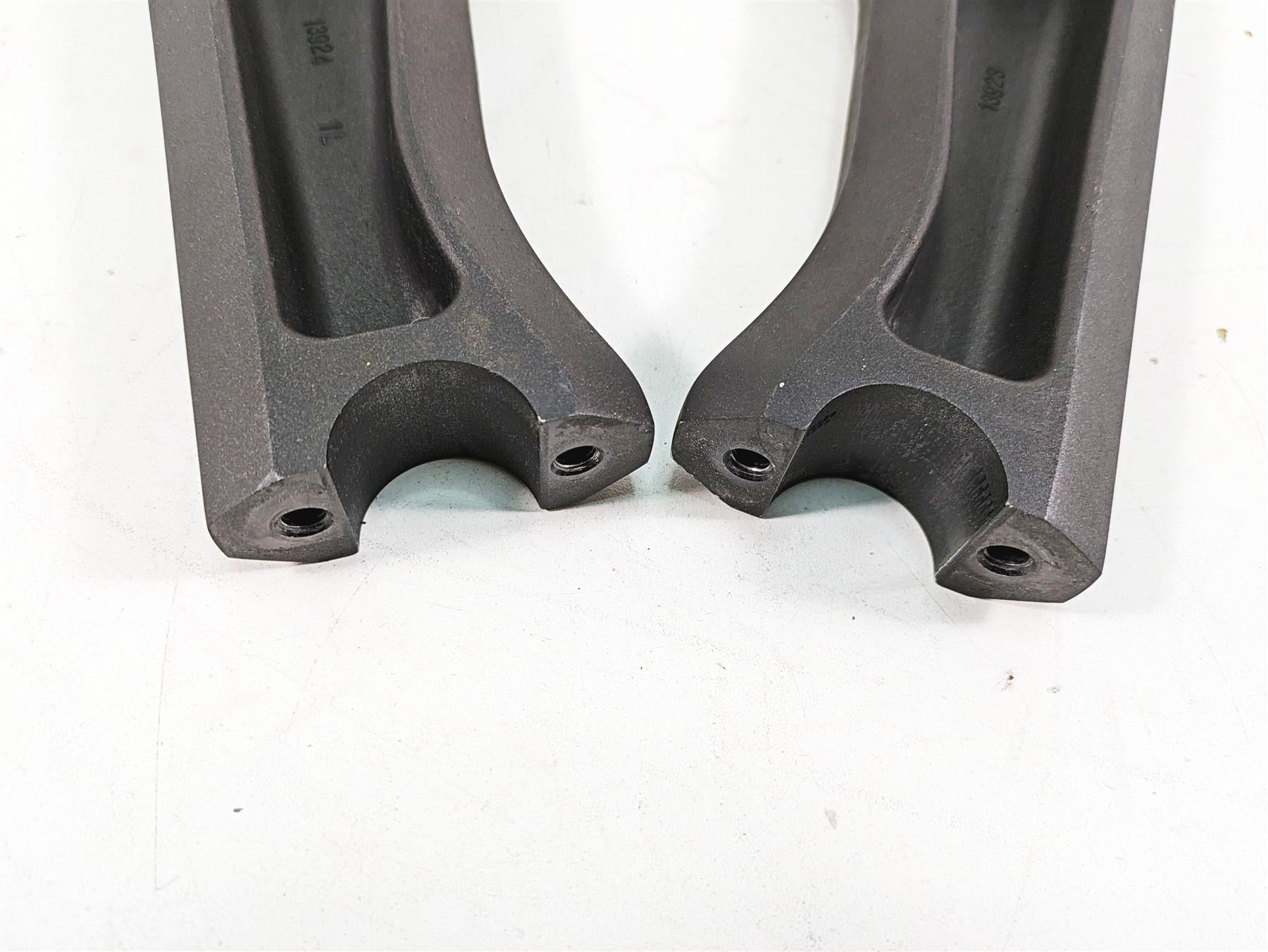 2016 Suzuki M109R VZR1800 Handlebar Holder Riser Set 56224-48G30 56225-48G30 {{ shop.shopifyCountryName }} - Mototech271