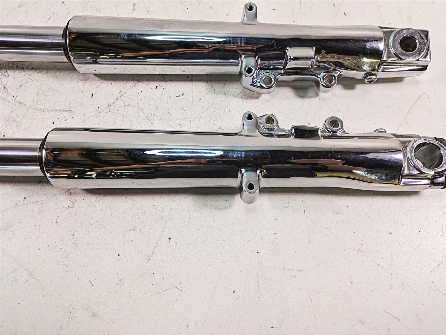 2010 Harley Touring FLHTCU Electra Glide Chrome Front Forks 41mm -Read 46495-09 {{ shop.shopifyCountryName }} - Mototech271