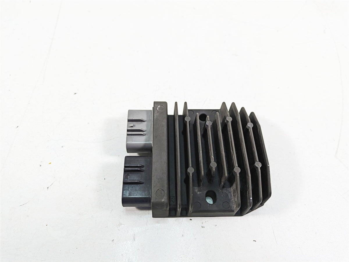2016 BMW R1200R K53 Rectifier Voltage Regulator FH020AA 12318523367 {{ shop.shopifyCountryName }} - Mototech271