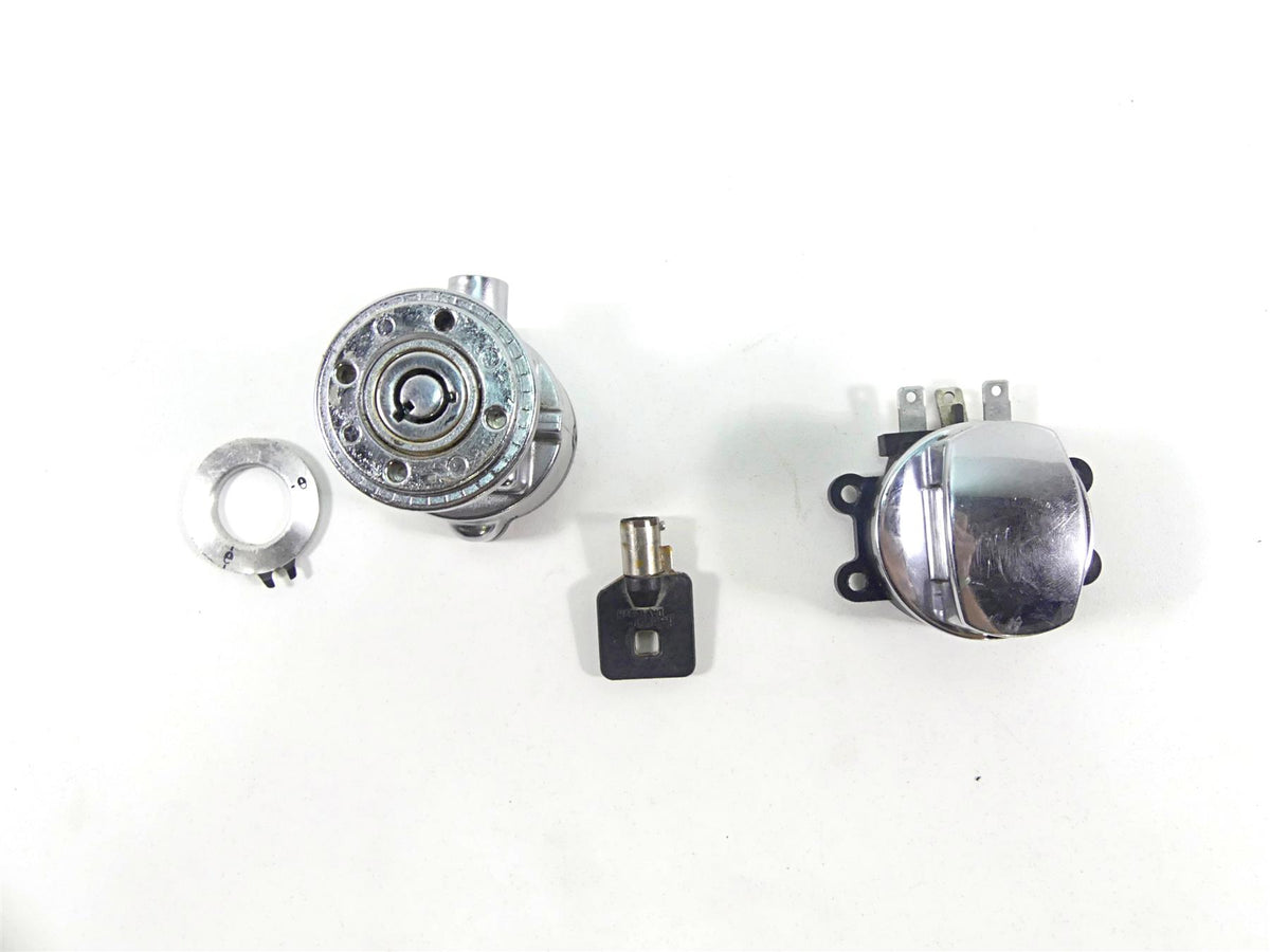 2010 Harley FXDF Dyna Fat Bob Ignition Switch Steering Lock Set 71430-06B {{ shop.shopifyCountryName }} - Mototech271