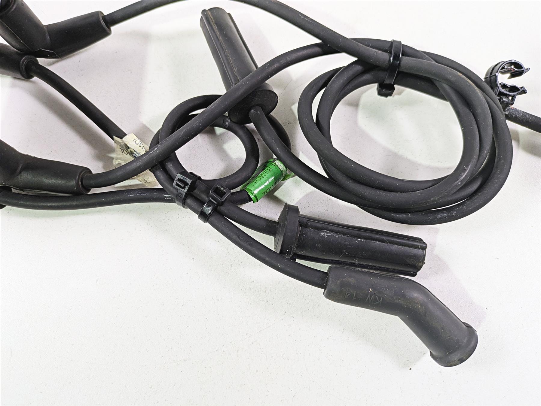 2021 Harley Touring FLTRX Road Glide Ignition Coil Wires Plug Set 28514000 {{ shop.shopifyCountryName }} - Mototech271