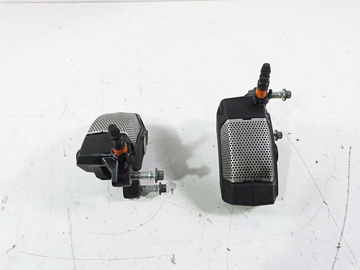 2015 Harley Touring FLHTKL E -Glide Low Front Brake Caliper Set 43027-08 {{ shop.shopifyCountryName }} - Mototech271