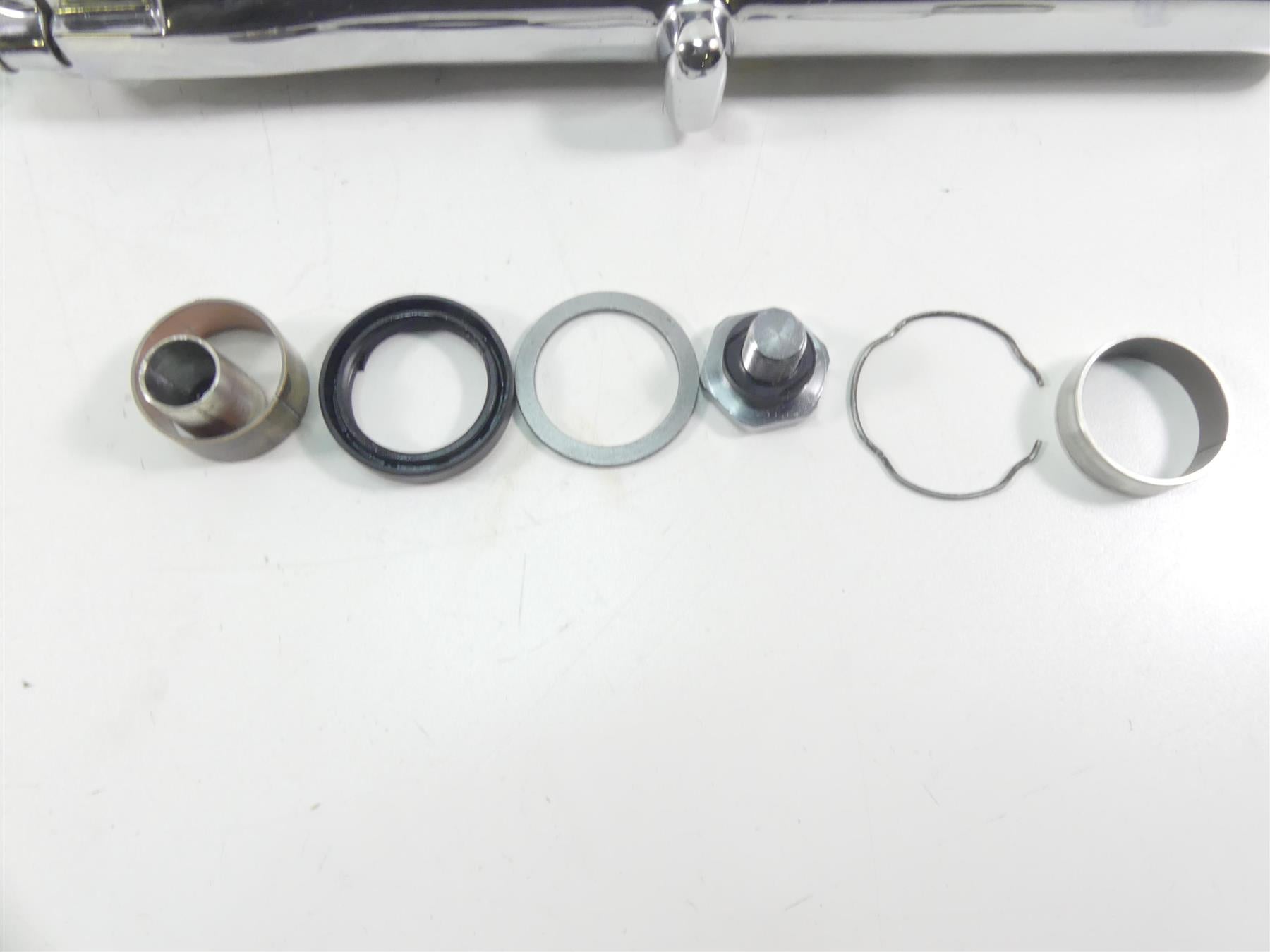 2009 Harley FLHTCU SE4 CVO E-Glide Chrome Front Fork Lower Tube Set 45500169 {{ shop.shopifyCountryName }} - Mototech271