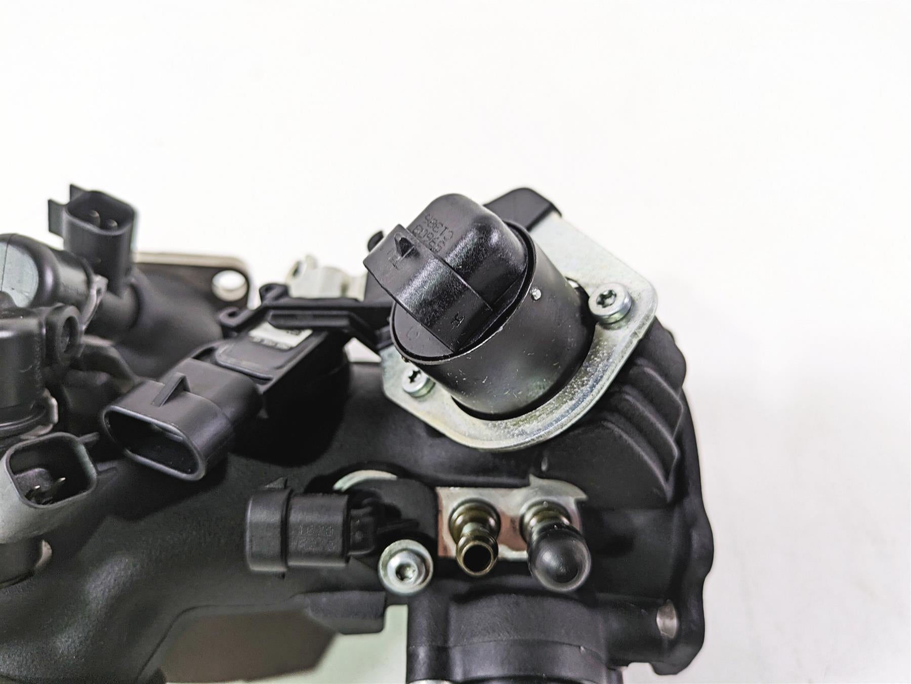 2017 Harley Dyna FXDB Street Bob Throttle Body Fuel Injection 27708-10A {{ shop.shopifyCountryName }} - Mototech271