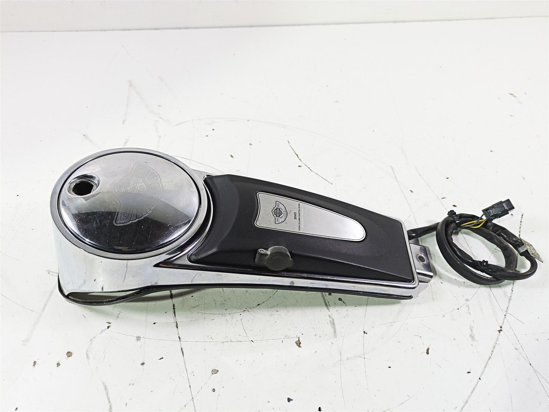 2003 Harley Touring FLHTCUI E-Glide 100th Fuel Tank Dash Cover 61270-98A {{ shop.shopifyCountryName }} - Mototech271