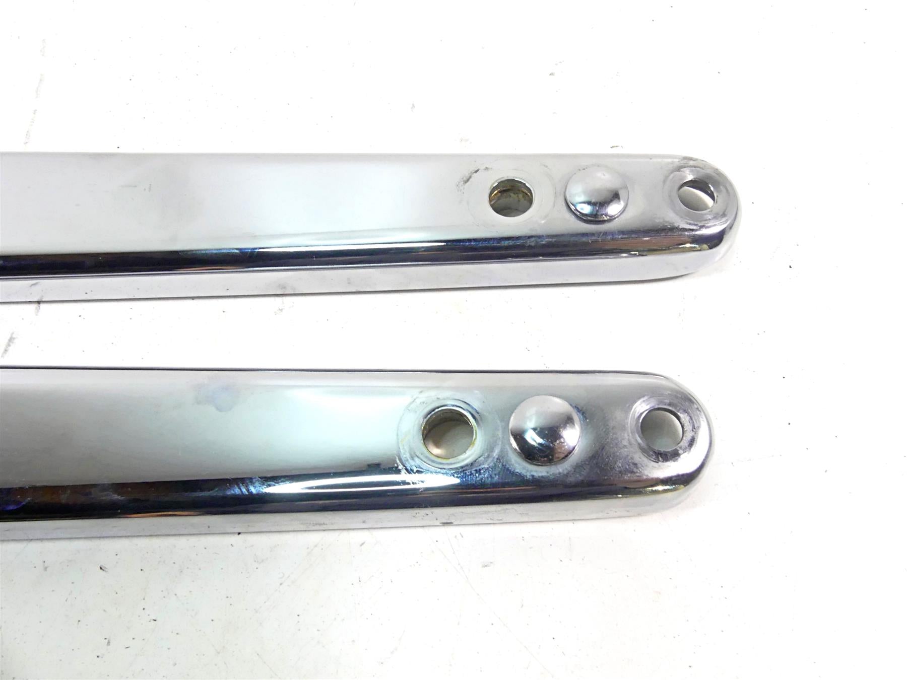 2006 Harley Softail FXSTSI Springer Rear Frame Fender Chrome Braces 60146-06A {{ shop.shopifyCountryName }} - Mototech271