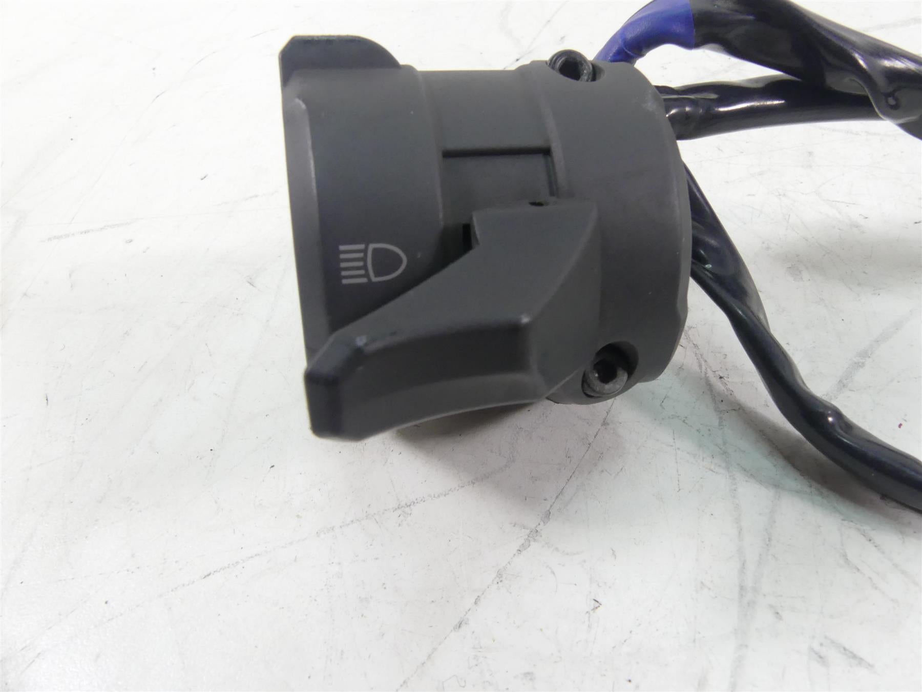 2018 Ducati Hypermotard 939 SP Left Hand Blinker Control Switch -Read 65110142A {{ shop.shopifyCountryName }} - Mototech271