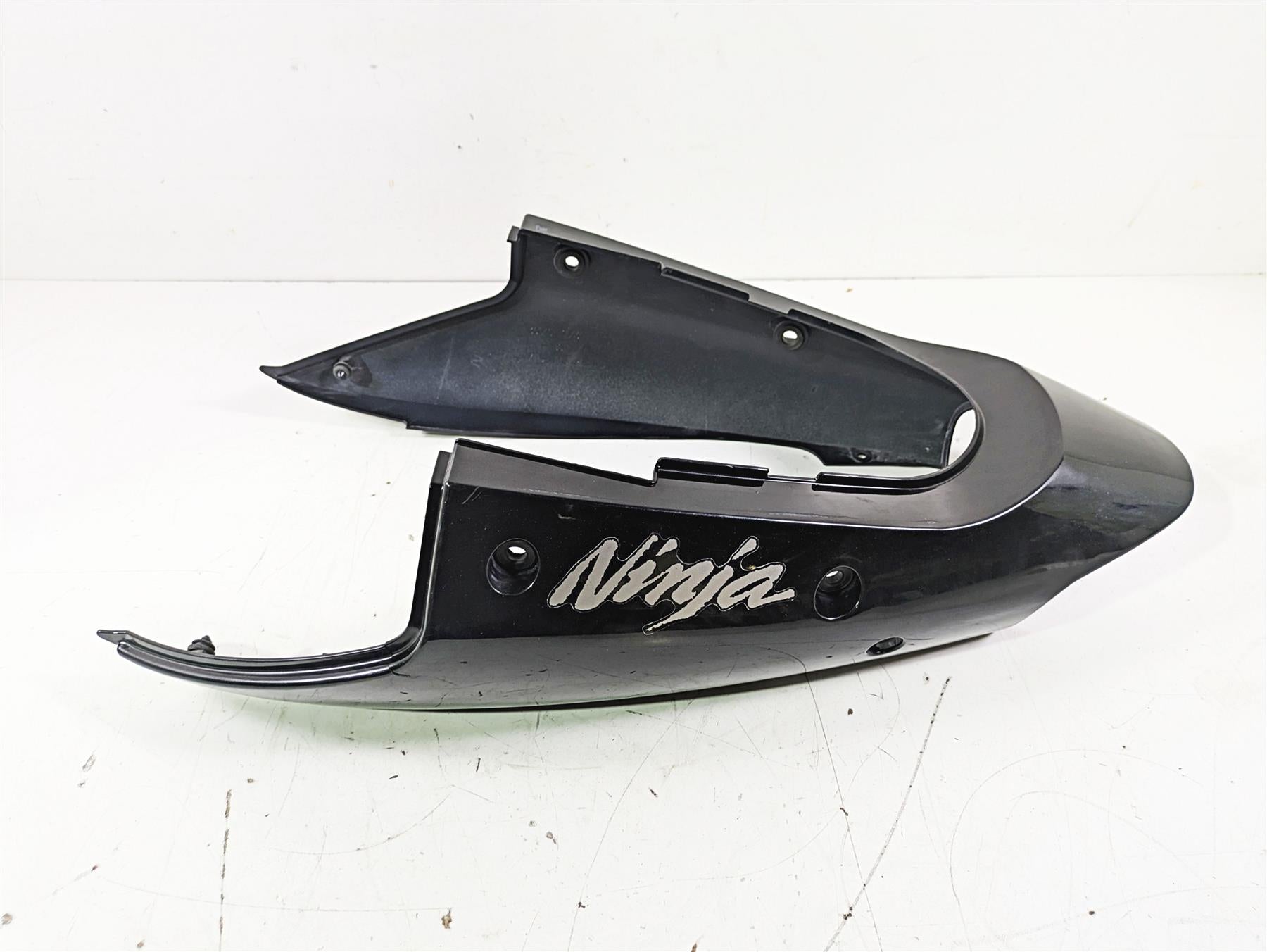 2005 Kawasaki ZX12R Ninja Rear Tail Fairing Cover Cowl 36040-1053 {{ shop.shopifyCountryName }} - Mototech271