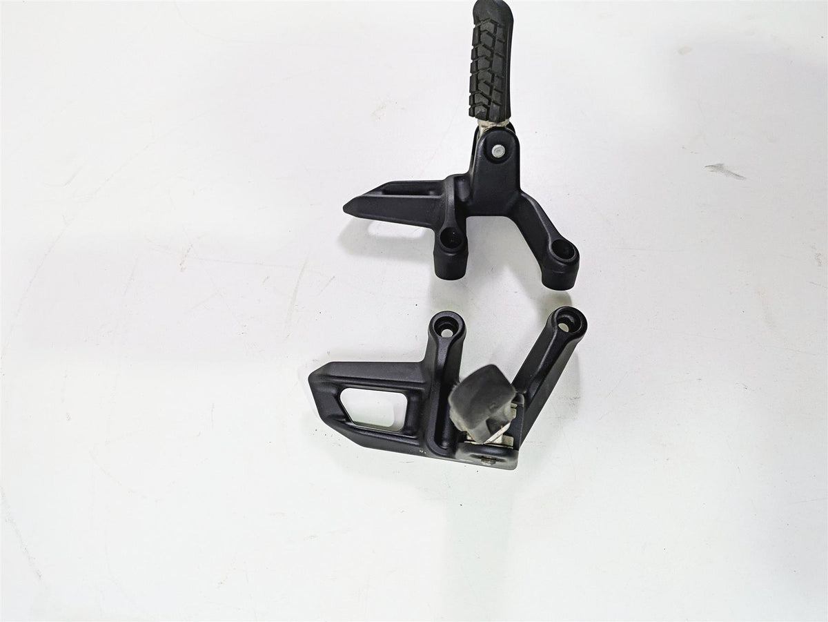 2020 KTM 1290 Super Adventure R Rear Passenger Footpeg Set 6030304800033S {{ shop.shopifyCountryName }} - Mototech271