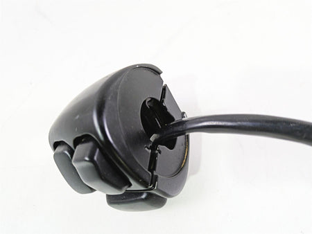 2013 Harley VRSCF Muscle Rod Left Hand Control Switch - Read 71682-06A {{ shop.shopifyCountryName }} - Mototech271
