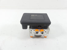 Load image into Gallery viewer, 2015 BMW R1200RT K52 Abs Brake Pump Pressure Module 34518561705 8554177
