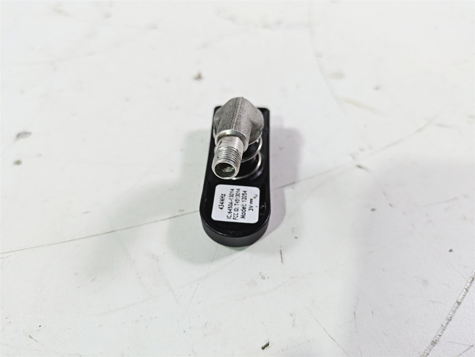 2019 Triumph Speed Triple RS 1050 Rear Wheel Tire Pressure Sensor TPS T4513014 {{ shop.shopifyCountryName }} - Mototech271