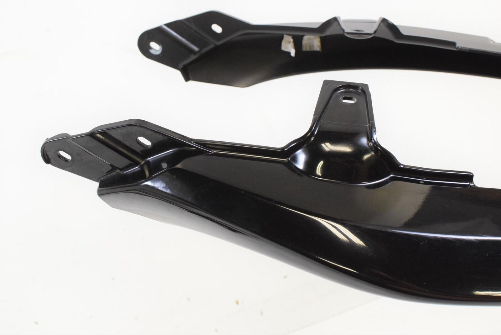 2007 Triumph Tiger 1050 NICE Rear Tail Fairing Cover Cowl T2306850 {{ shop.shopifyCountryName }} - Mototech271