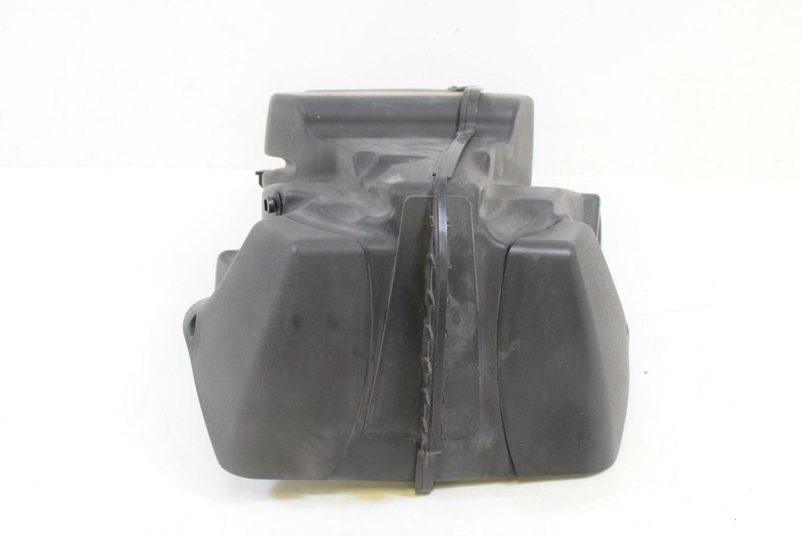 2015 Victory Gunner 106ci Air Cleaner Breather Filter Assembly 1017565 {{ shop.shopifyCountryName }} - Mototech271