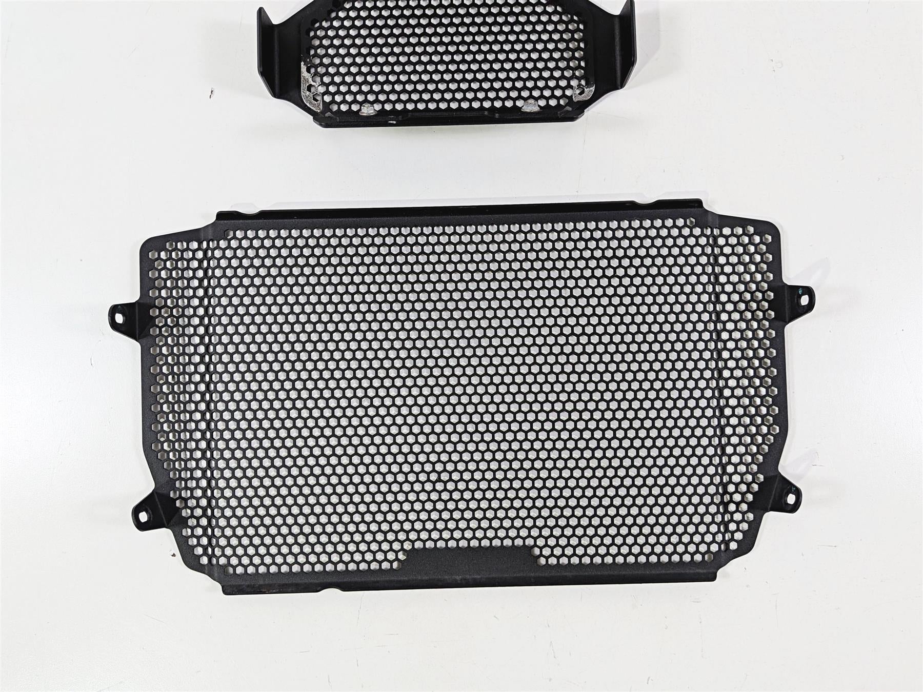 2016 Ducati Hypermotard 939 SP Evotech Radiator Grille Cover PRN010929-Mototech271