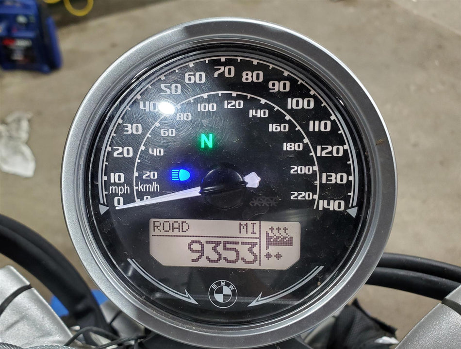 2022 BMW RnineT Pure K22 Speedometer Gauge Instrument - 9k 62111691264 {{ shop.shopifyCountryName }} - Mototech271
