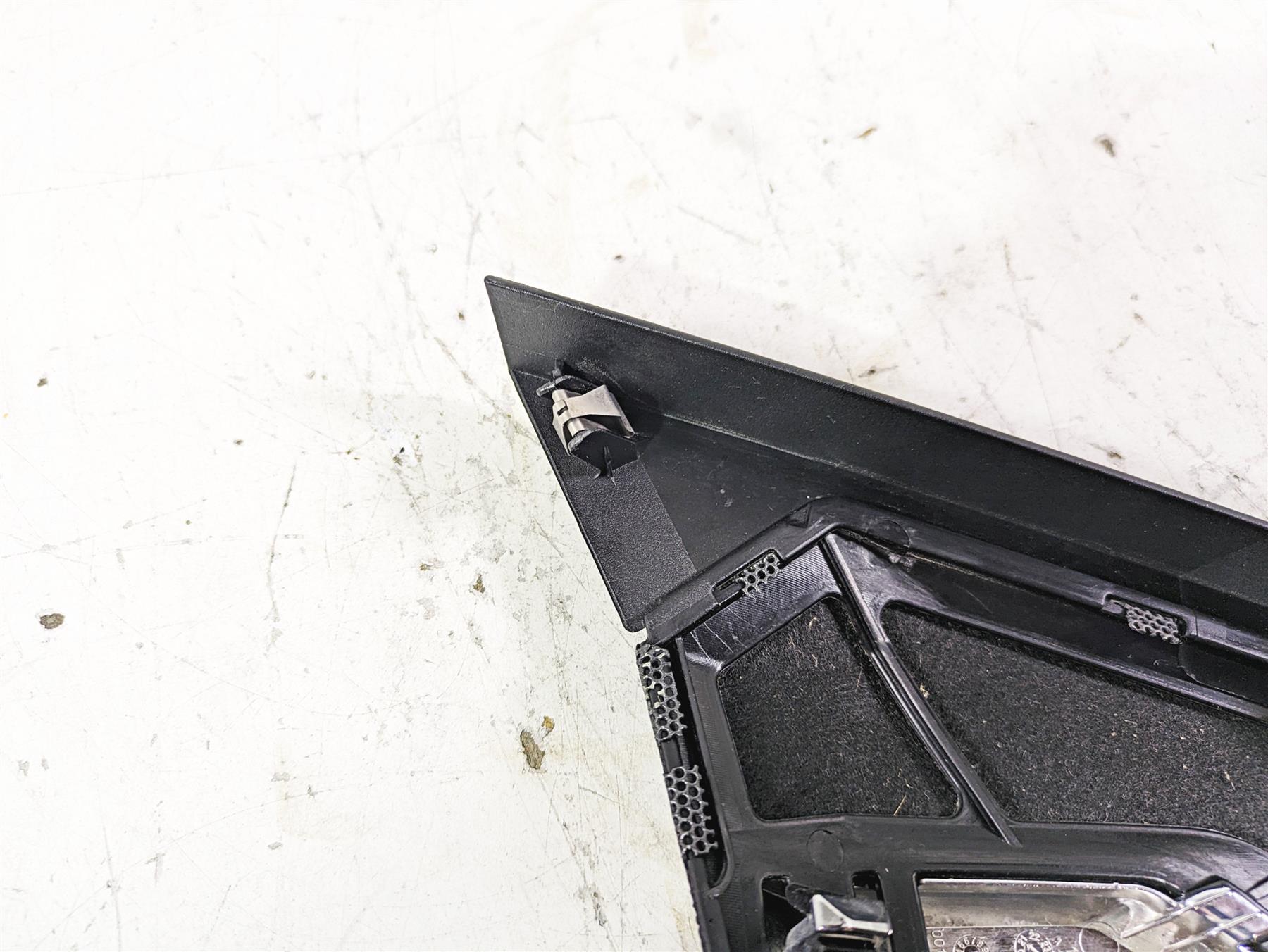 2022 BMW R1250 RT K052 Left Side Speaker Cover Fairing 0018945 {{ shop.shopifyCountryName }} - Mototech271