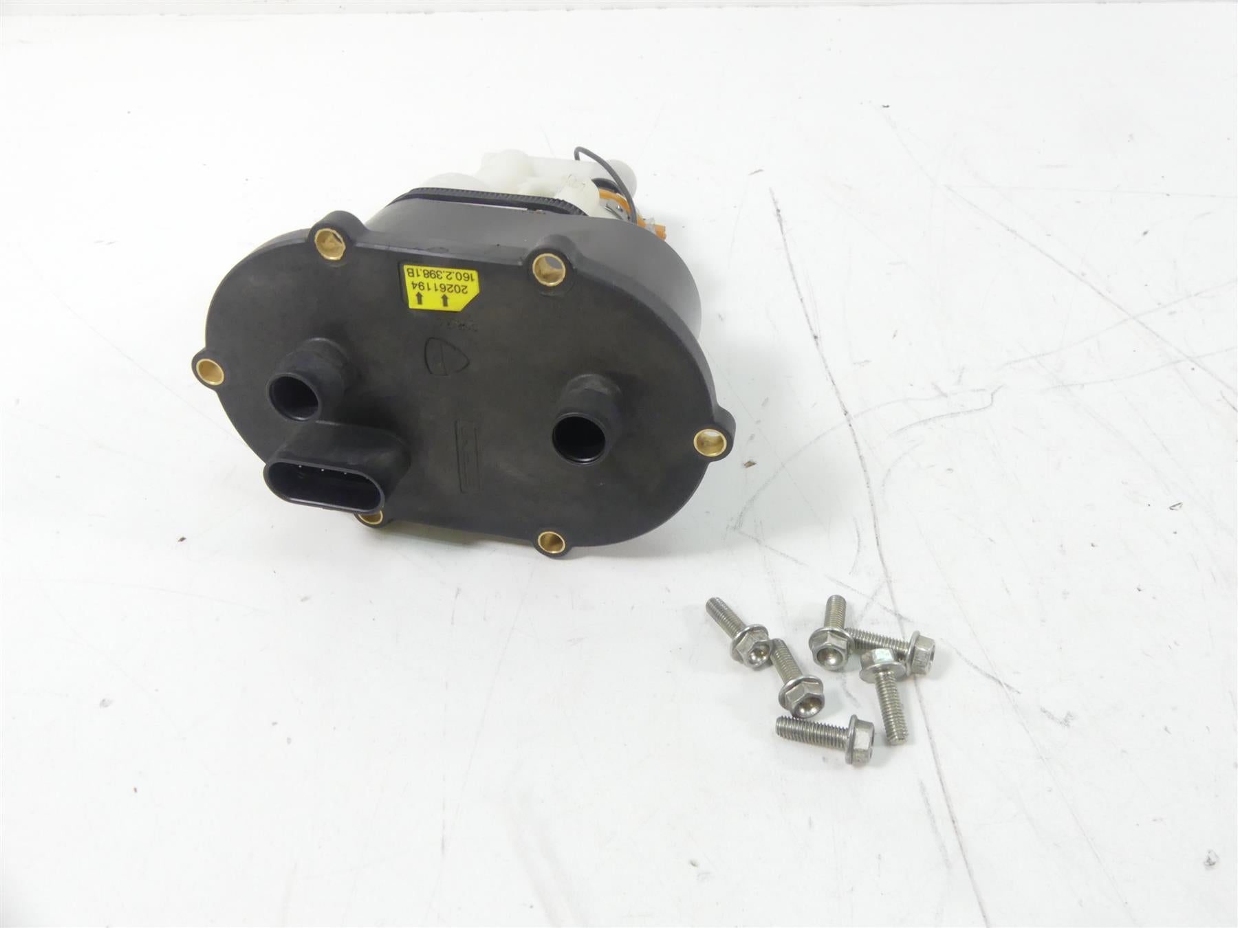 2015 Ducati Diavel Carbon Red Fuel Gas Petrol Pump 16023981B {{ shop.shopifyCountryName }} - Mototech271