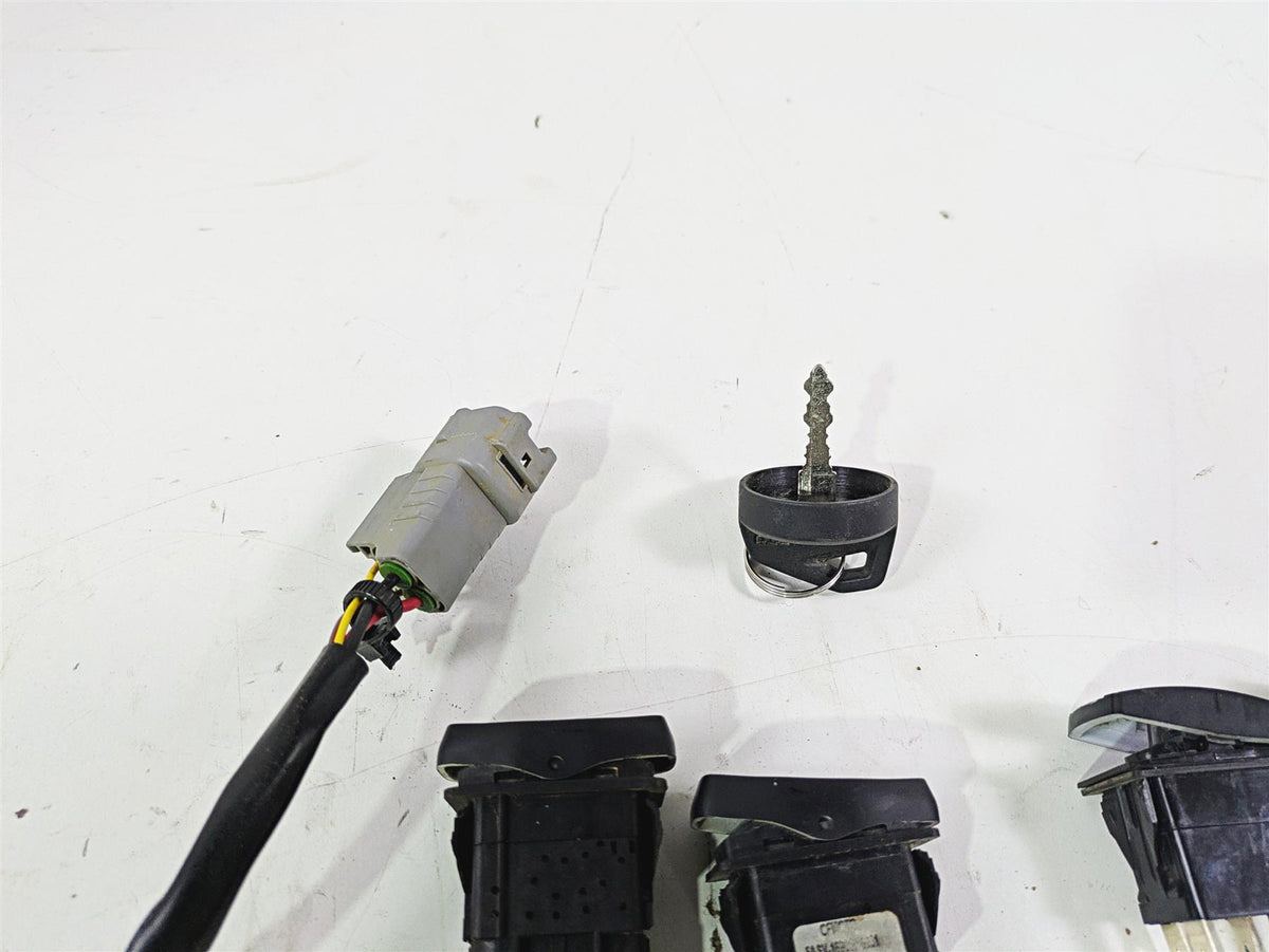 2022 CFMoto Zforce 950 Sport All Switch Ignition Key Light Awd 5BY0-0110005BY0 {{ shop.shopifyCountryName }} - Mototech271