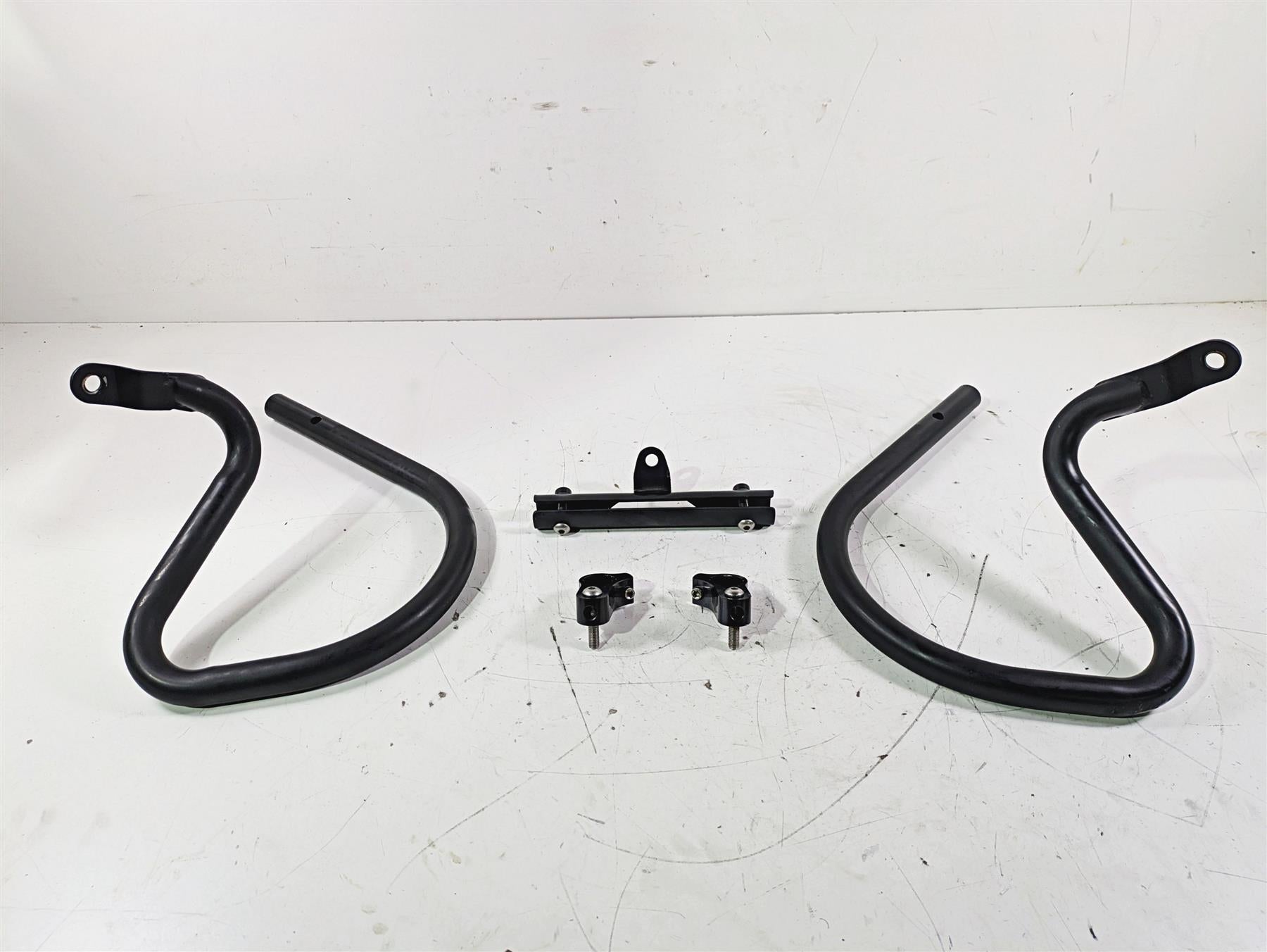 2012 Harley VRSCF Muscle V Rod Highway Bar Engine Guard + Mounts {{ shop.shopifyCountryName }} - Mototech271