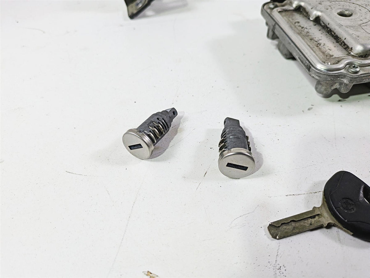 2009 BMW R1200RT K26 Cdi Ecu Ignition Switch Keys Set - Read 13618521661 7722565 {{ shop.shopifyCountryName }} - Mototech271