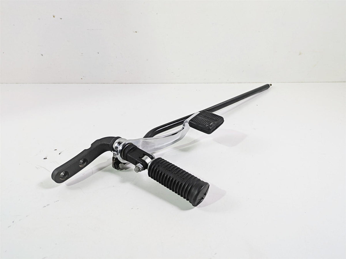 2016 Harley FXDF Dyna Fat Bob Front Right Fw Footpeg & Brake Pedal 42481-03A {{ shop.shopifyCountryName }} - Mototech271