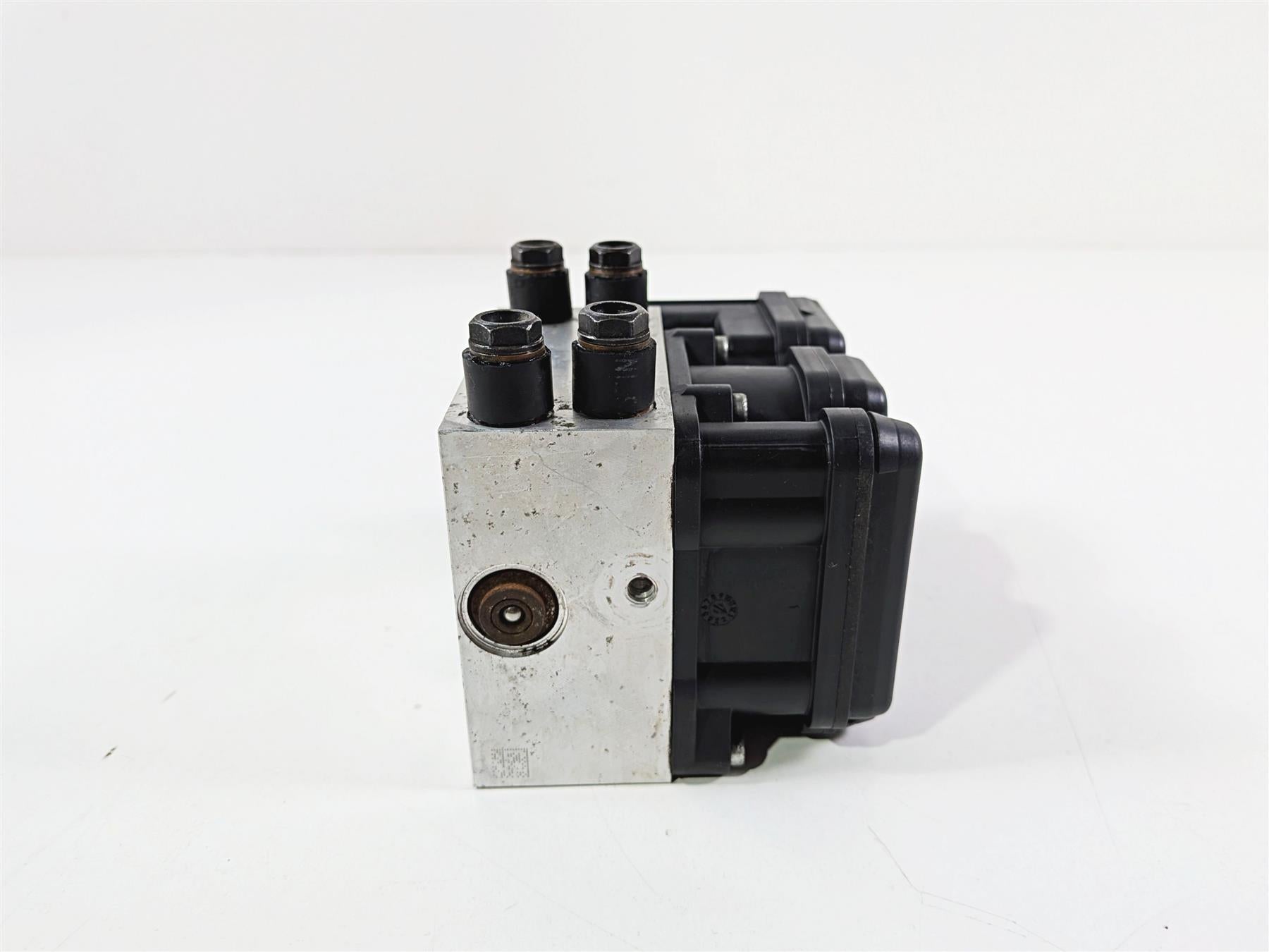 2011 Harley Touring FLHTCU CVO Electra Glide Abs Brake Pump Module 40601-08A-Mototech271