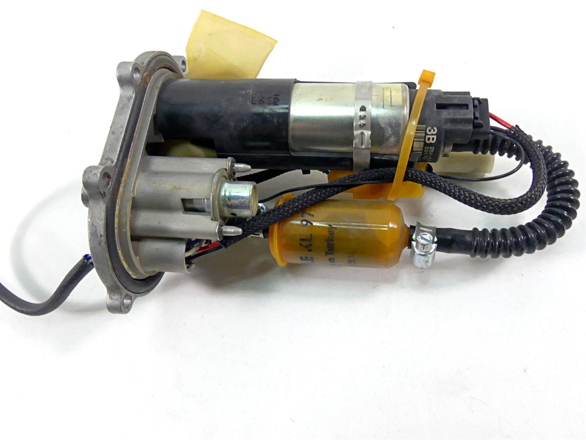 2012 Ducati Monster 1100 EVO Fuel Gas Petrol Pump - Tested 16023991A {{ shop.shopifyCountryName }} - Mototech271