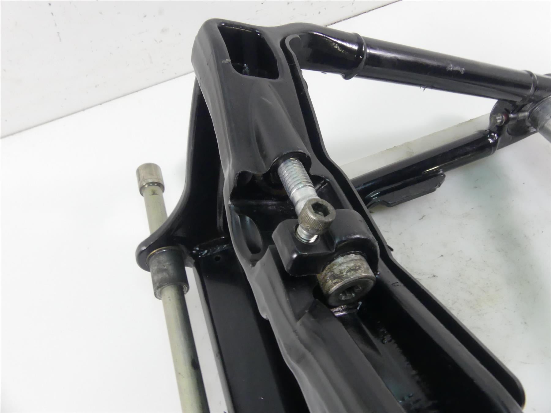 2018 Harley FXBRS Softail Breakout Rear Swingarm Swing Arm 47400100BHP {{ shop.shopifyCountryName }} - Mototech271