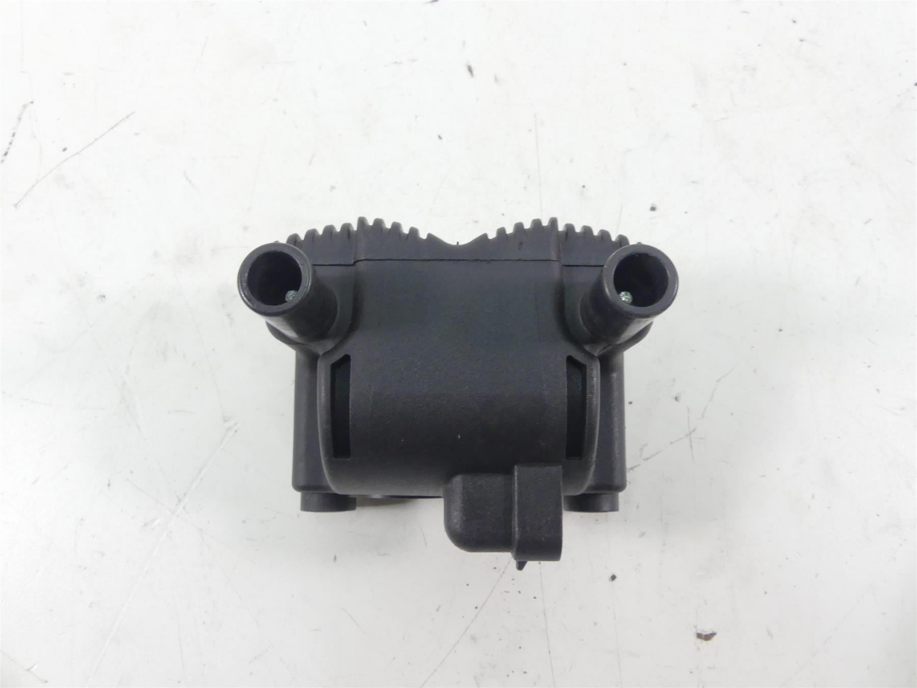 2002 Harley Softail FXSTDI Deuce Ignition Coil Wires Plugs + Cover 31743-01 {{ shop.shopifyCountryName }} - Mototech271