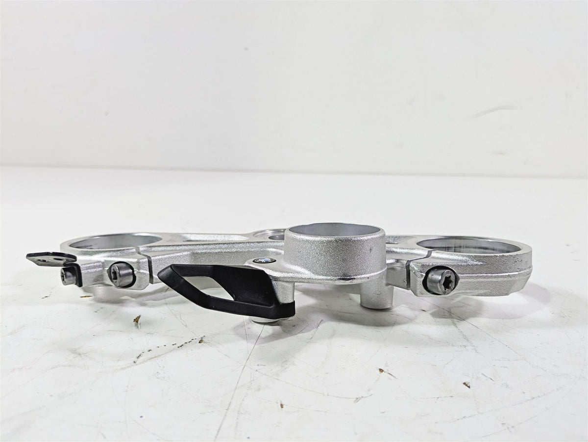 2016 BMW S1000RR K46 Upper Triple Tree Steering Clamp 31428549498 {{ shop.shopifyCountryName }} - Mototech271