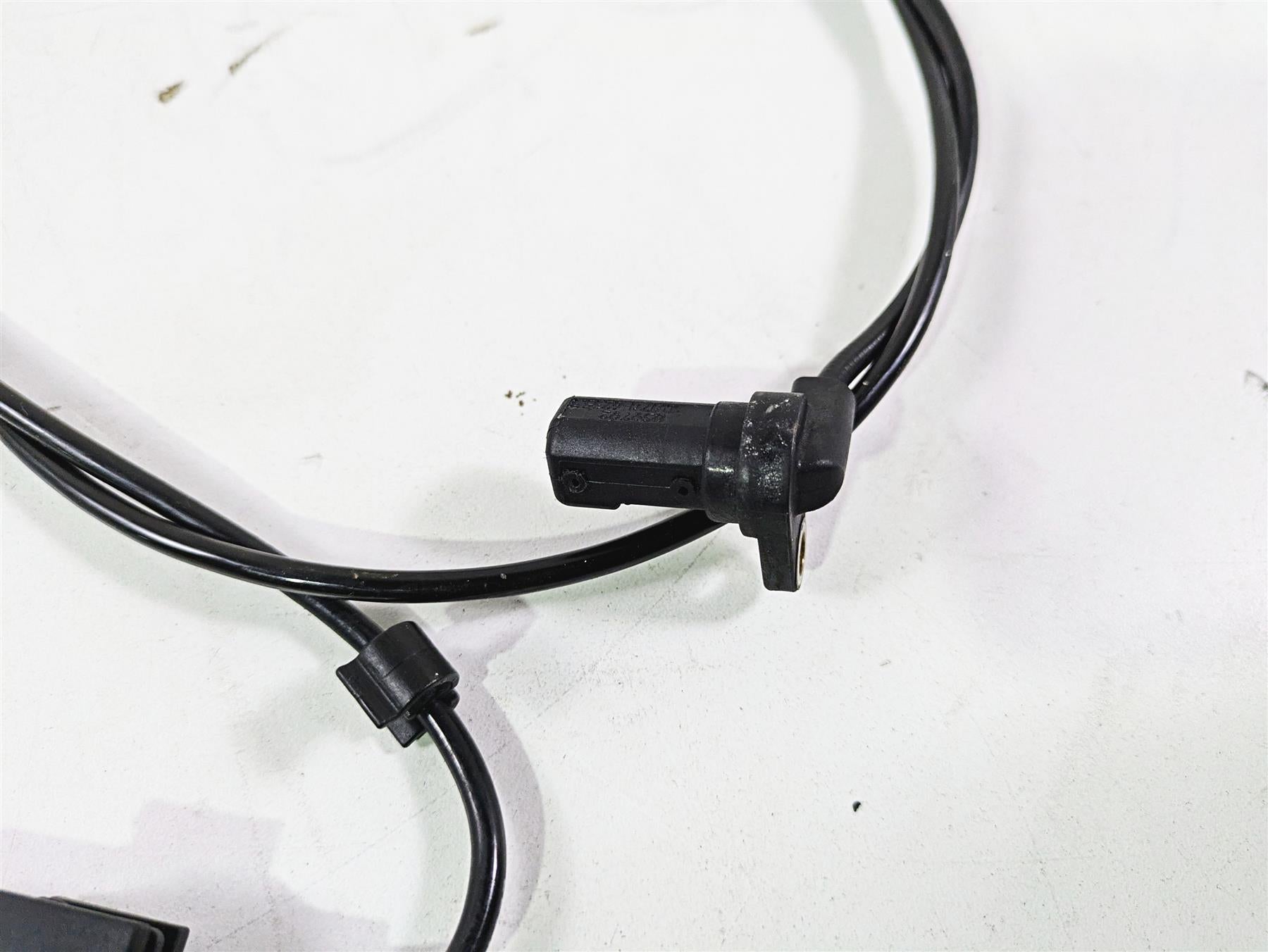 2016 Moto Guzzi Stelvio 1200 8V NTX Front Wheel Speed Abs Brake Sensor 859792 {{ shop.shopifyCountryName }} - Mototech271