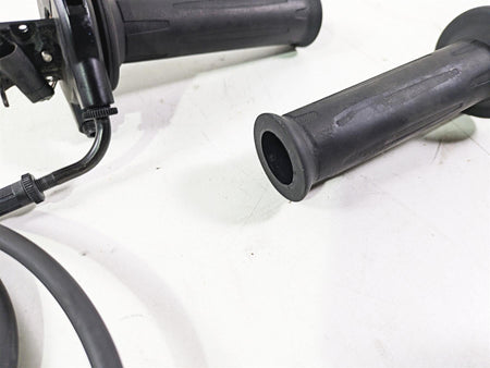 2016 BMW F800R K73 Left Right Hand Heated Grip Set 61317708227 61317708228 {{ shop.shopifyCountryName }} - Mototech271