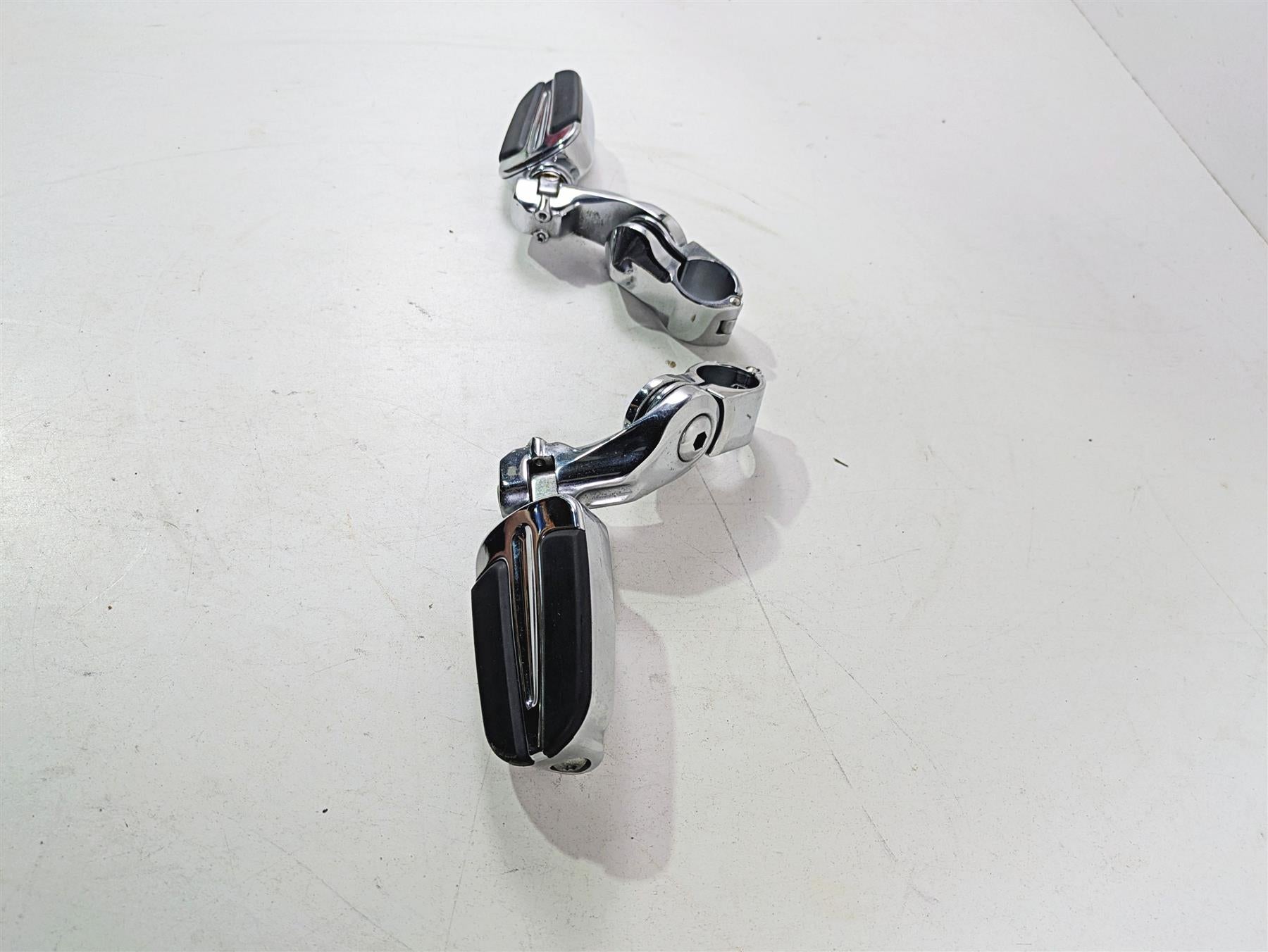 2015 Harley Touring FLHTKL Electra Glide Slipstream Highway Foot Peg Set {{ shop.shopifyCountryName }} - Mototech271