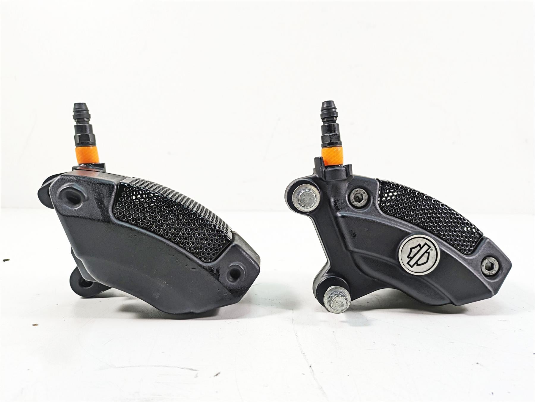 2013 Harley Touring FLHX Street Glide Nice Front Brake Caliper Set 43027-08 {{ shop.shopifyCountryName }} - Mototech271