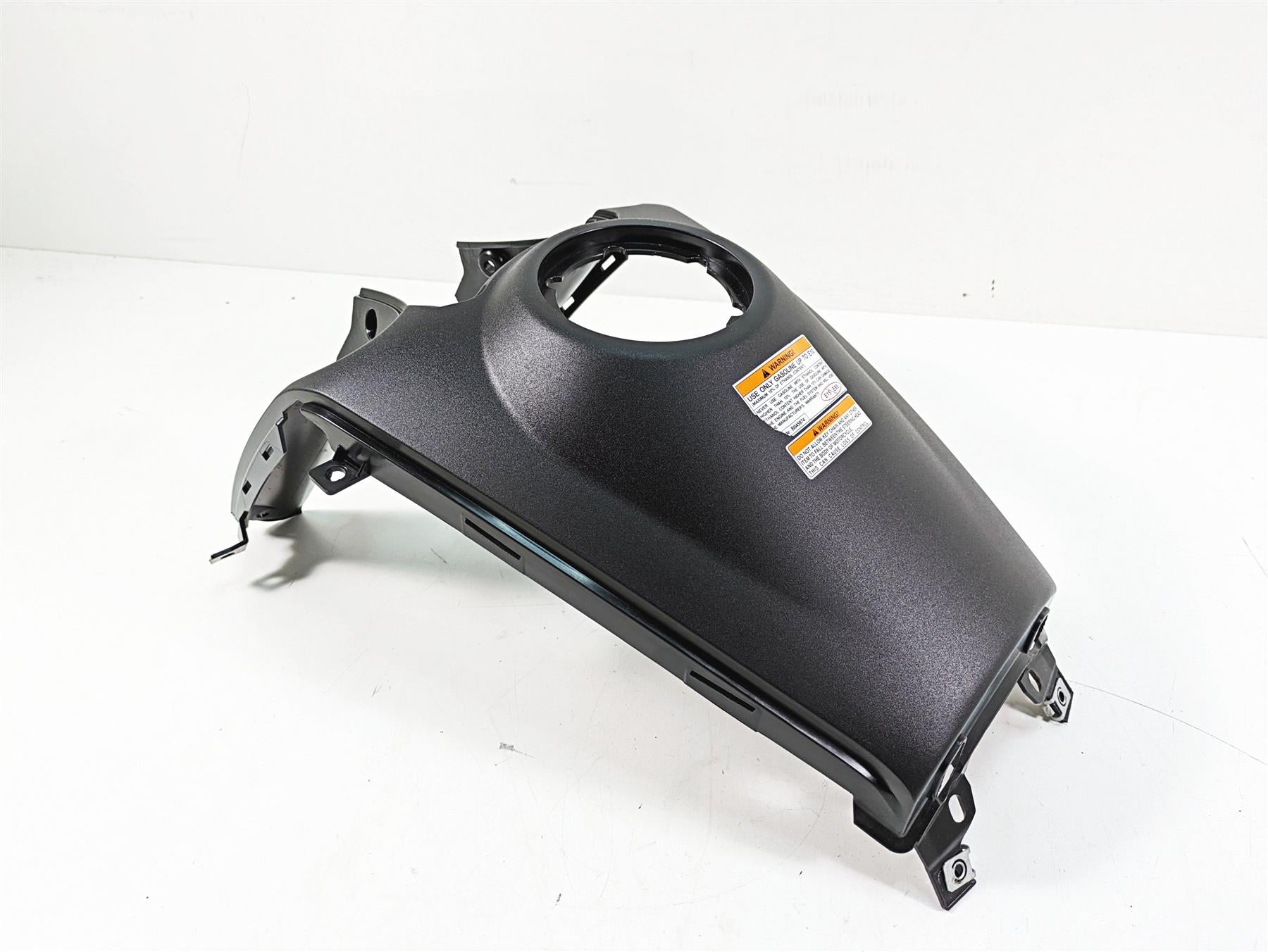 2020 Moto Guzzi V85 TT Adventure Center Upper Tank Cover Fairing Cowl 2B005462 {{ shop.shopifyCountryName }} - Mototech271