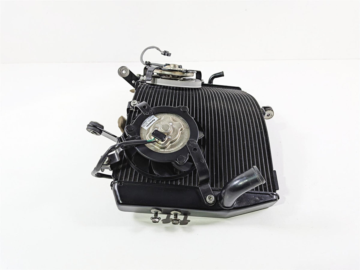 2008 Yamaha YZF R1 RN19 Coolant Radiator & Fan Set - Tested 4C8-12461-00-00 {{ shop.shopifyCountryName }} - Mototech271