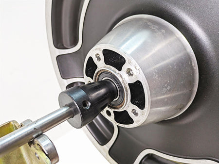 2006 Harley Touring FLHXI Street Glide Nice 16x3 Cast Front Wheel Rim 41285-06 {{ shop.shopifyCountryName }} - Mototech271