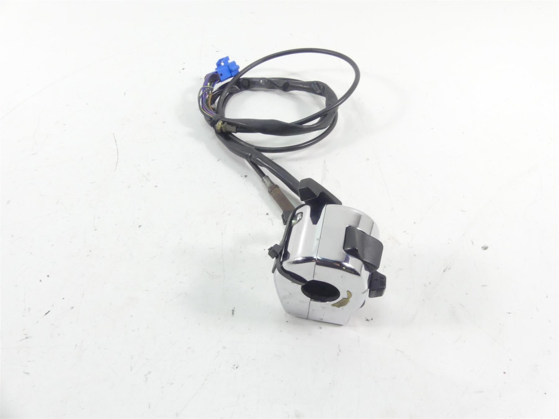 2007 Victory Vegas Jackpot Left Hand Chrome Light Control Switch 4011045 {{ shop.shopifyCountryName }} - Mototech271