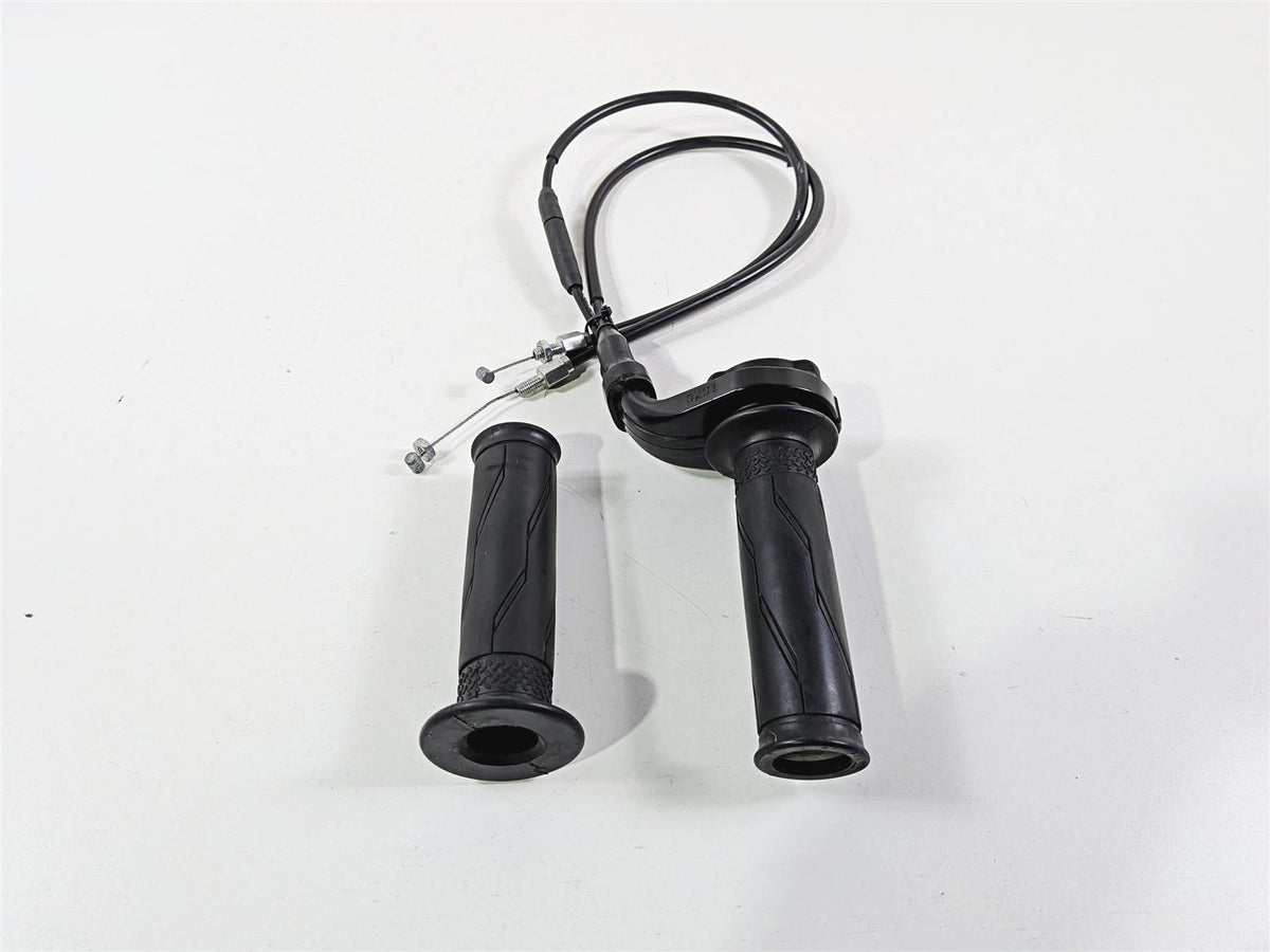 2016 Yamaha YZF R1 RN32 Hand Throttle Grip & Cables 5VY-26281-00-00 {{ shop.shopifyCountryName }} - Mototech271